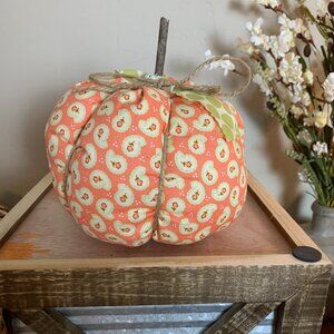 Fall/Thanksgiving Pumpkin Decor